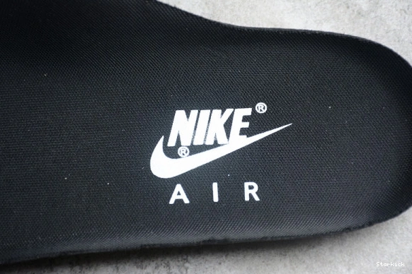 AR0639-001 1 STARS FORCE LOW BLACK AIR NIKE 0908